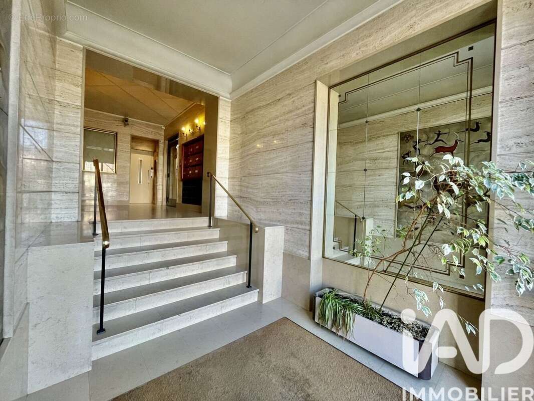 Photo 8 - Appartement à LYON-6E