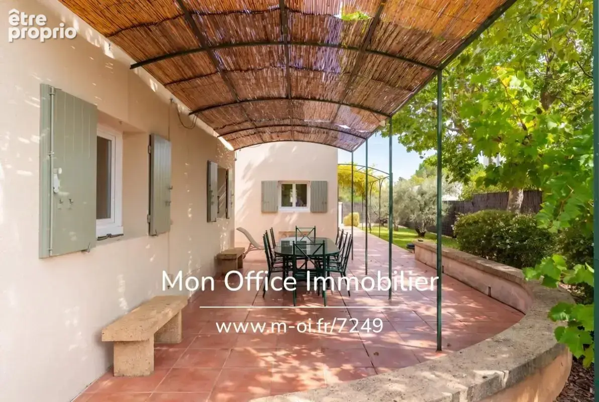 Référence : 7249-NGU. - Maison 8 pièces - 5 chambres - Bureau - Calme - centre-ville à vélo - photo 7