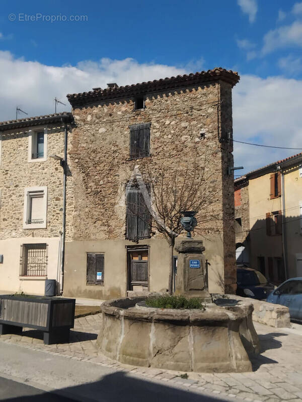 Maison à DAVEJEAN