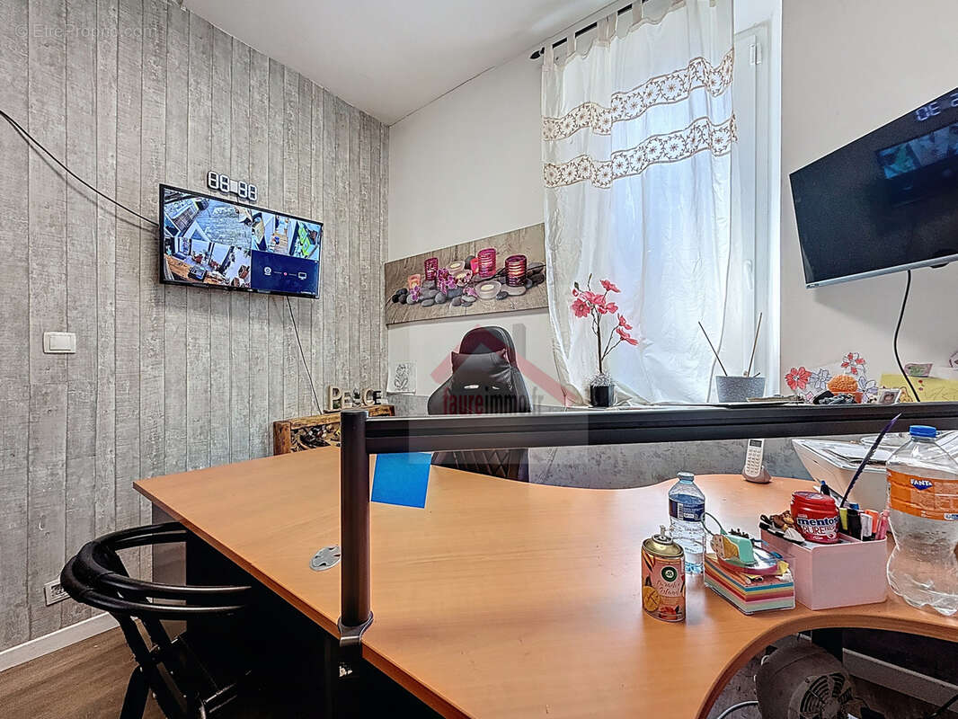 Commerce à BRIVE-LA-GAILLARDE