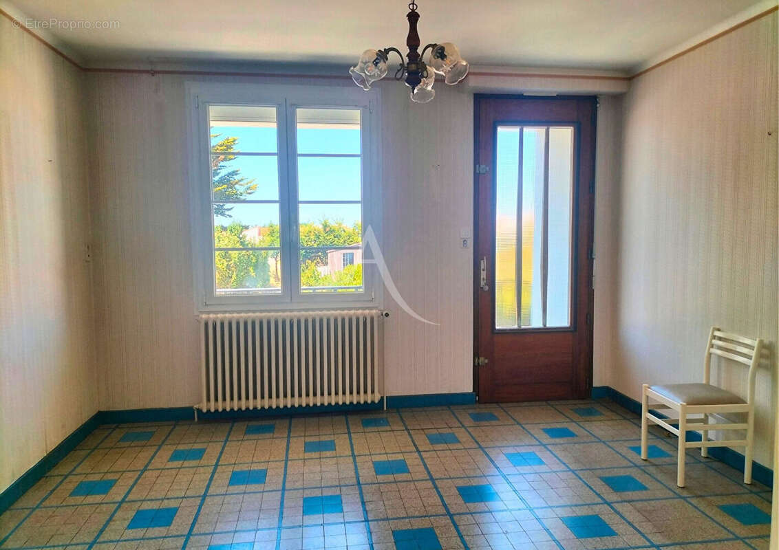 Maison à BOUIN