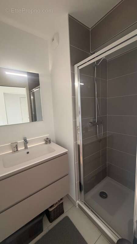 Appartement à vendre à Ville La Grand T4 Salle d'eau - Appartement à VILLE-LA-GRAND