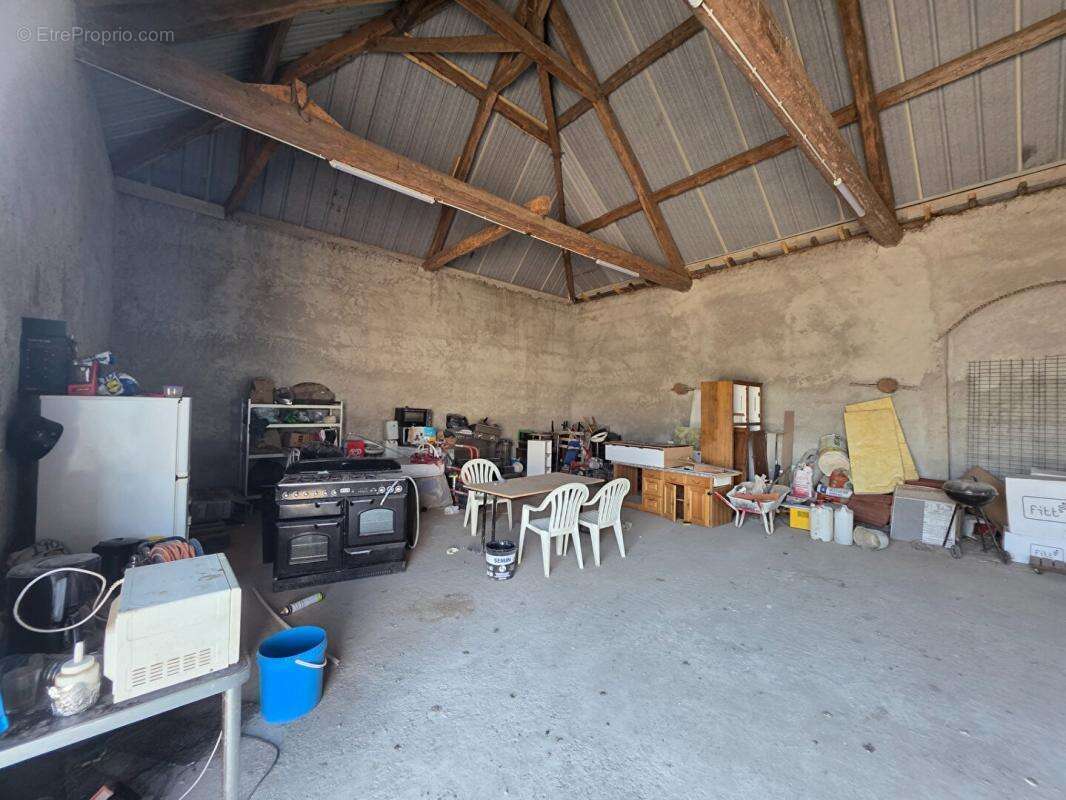 Grange 03110 145 m2 - photo 2