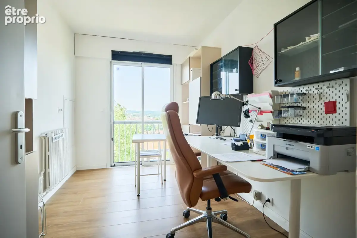 Annecy le vieux dernier etage t5 vue lac - photo 11