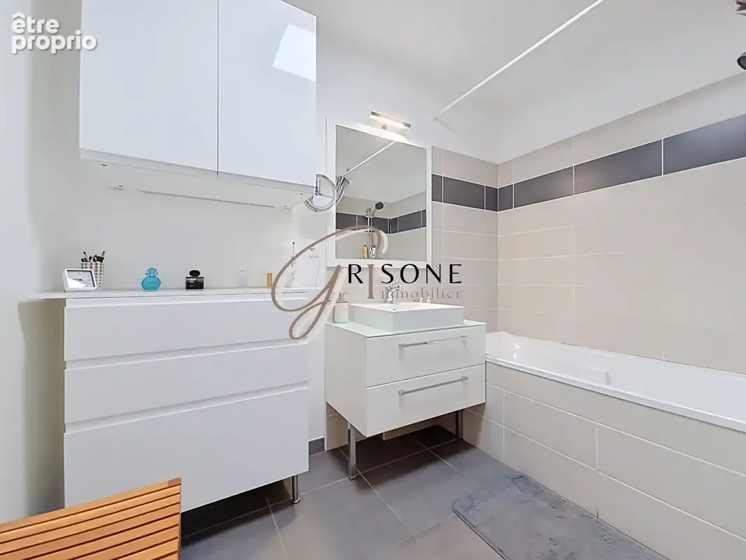 Appartement T3 dans résidence récente à Six-Fours les Plages - photo 8