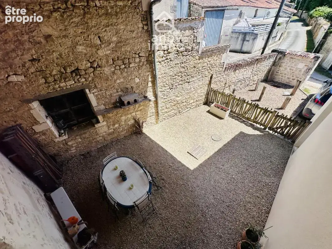 Maison de charme rénovée 112 m2   3 chambres   Cour privativ - photo 12