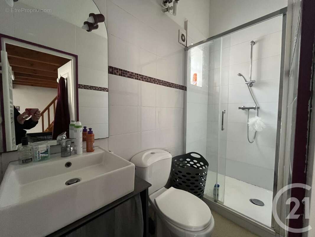 Appartement à SAINT-MAUR-DES-FOSSES