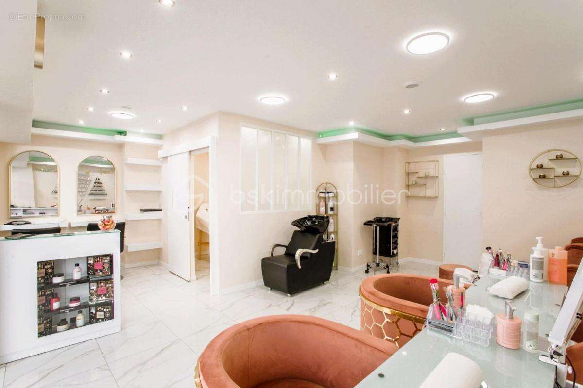Fond de commerce /institut de beaute / coiffure et esthetique de 41 m2 - photo 9
