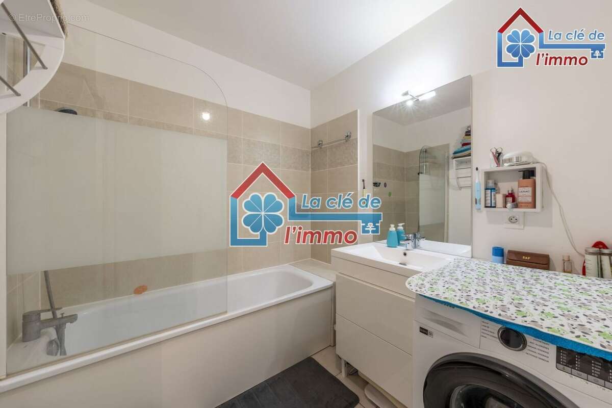 Appartement à MOISSY-CRAMAYEL