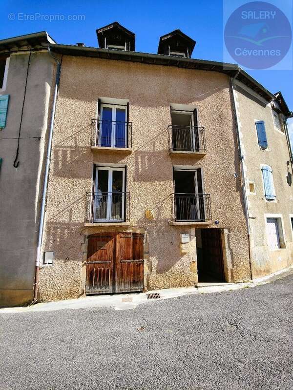 Maison à MEYRUEIS