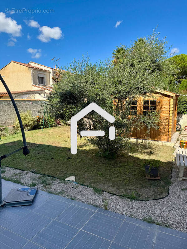 Maison à SAINT-MARTIN-DE-CRAU