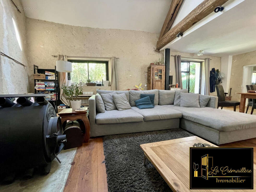 Maison 118 m² à Sermaise  - photo 5