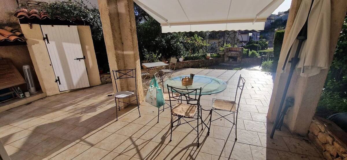 Maison à VILLEFRANCHE-SUR-MER