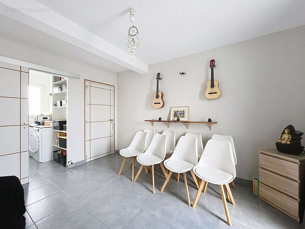 Maison à SAINT-MELOIR-DES-ONDES