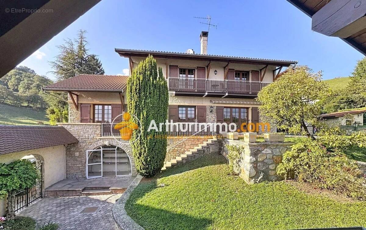 Maison à SAINT-MARCEL-BEL-ACCUEIL