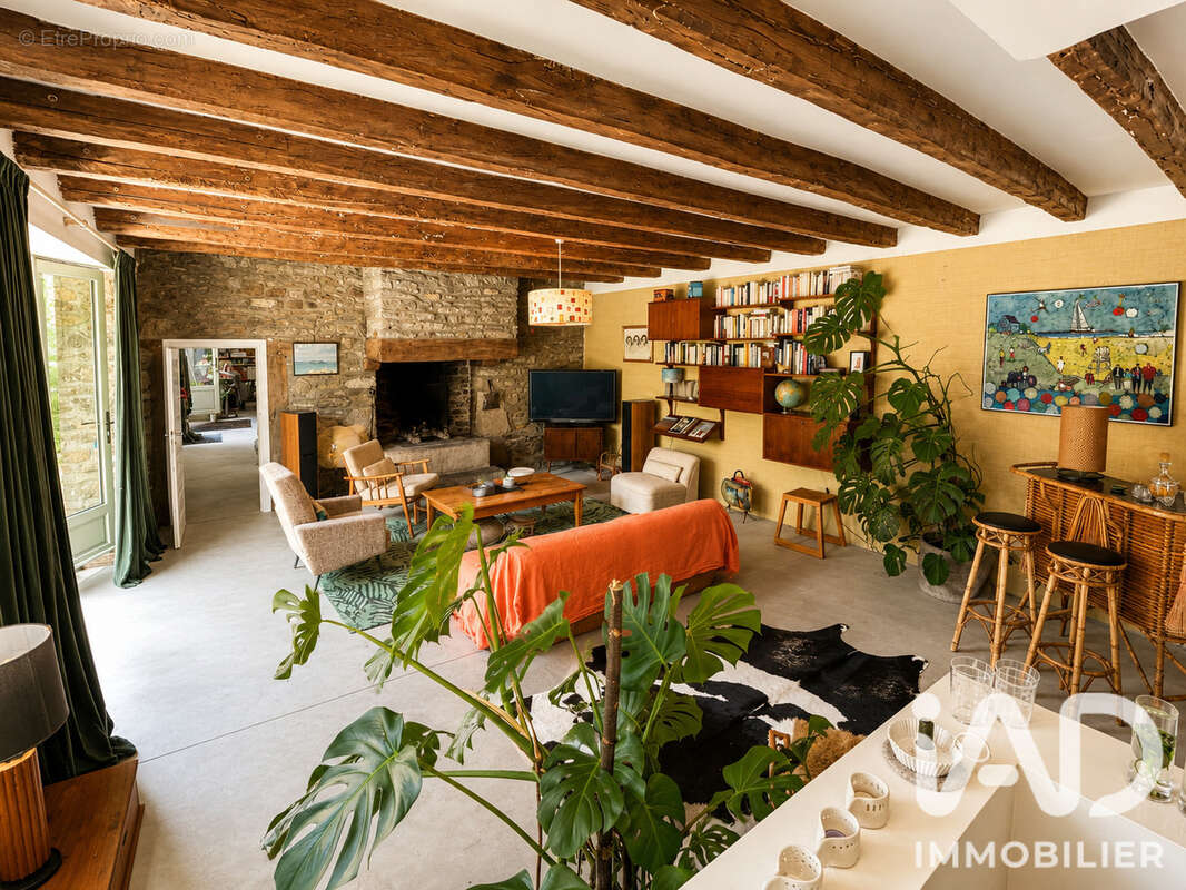 Maison 331 m² à Colpo  - photo 4