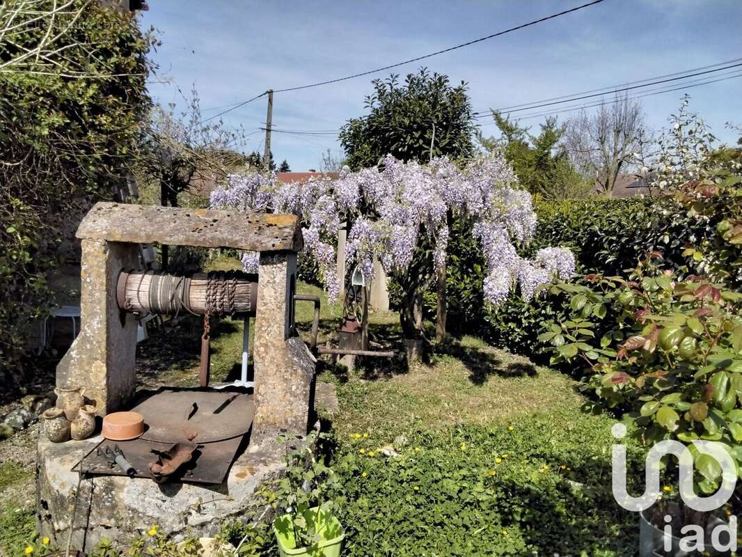 Photo 2 - Maison à JUSSY-LE-CHAUDRIER