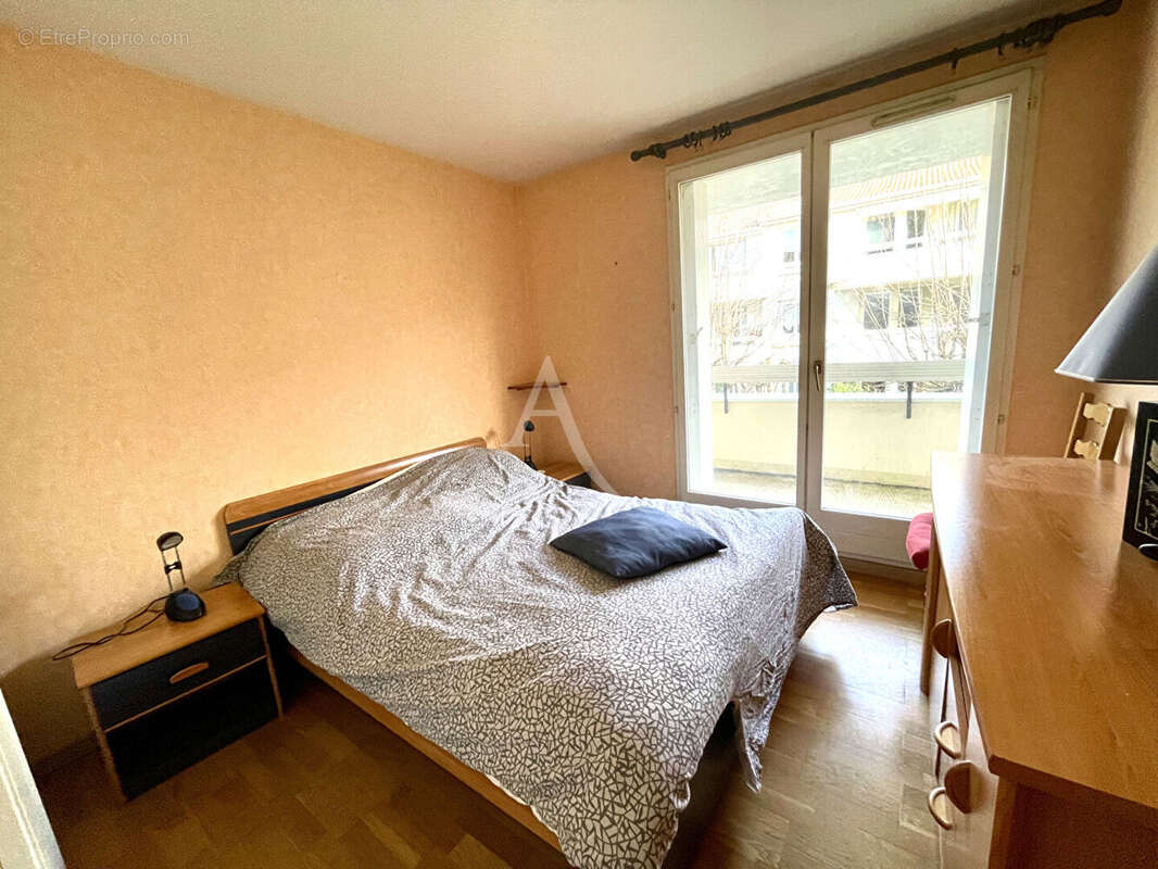 Appartement à GIF-SUR-YVETTE