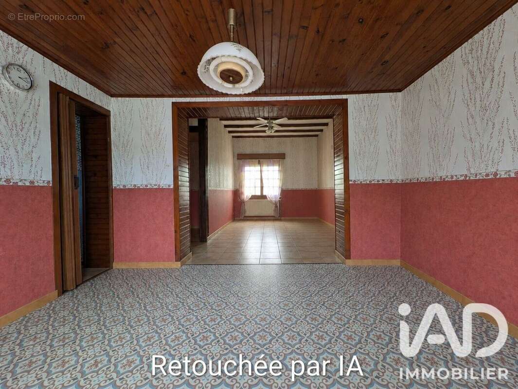 Photo 3