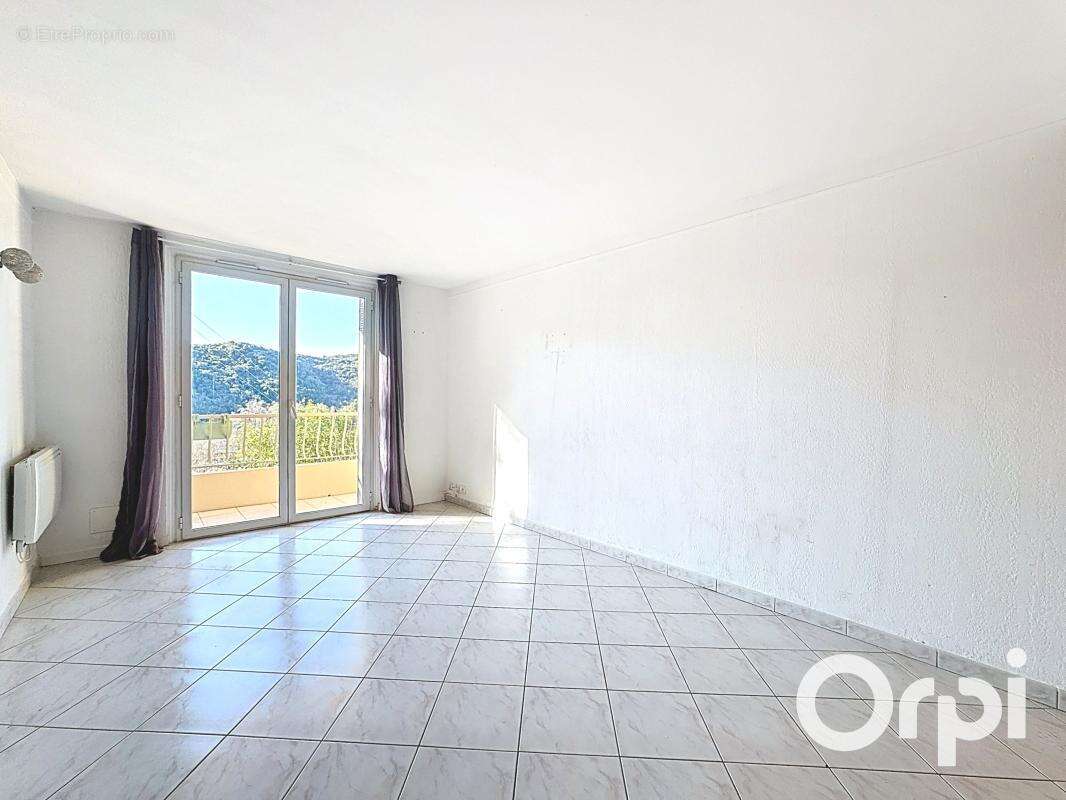 Appartement à VILLENEUVE-LOUBET