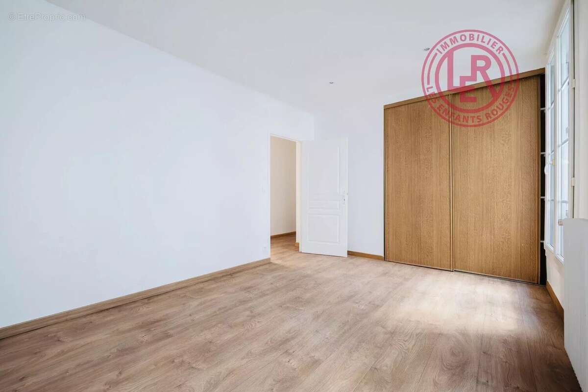 Appartement à PARIS-2E