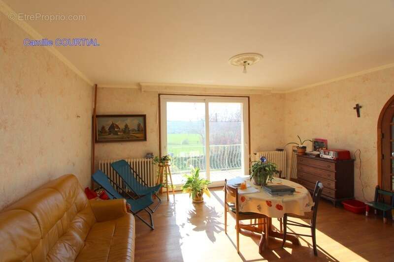 Maison à VERNOUX-EN-VIVARAIS