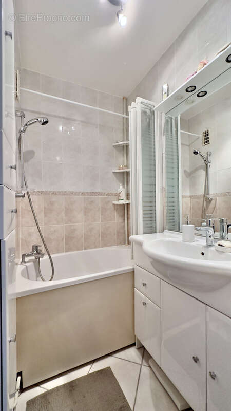 Appartement à LYON-5E