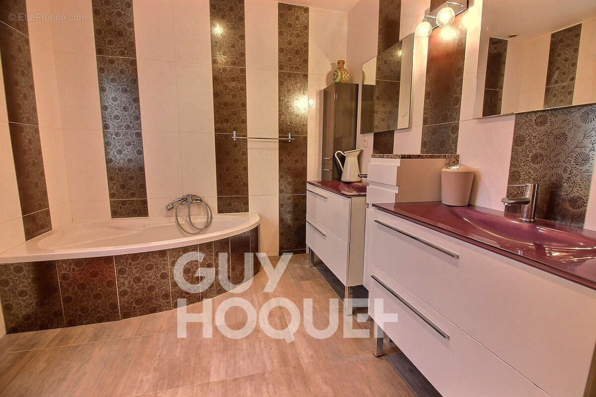 Maison à RUEIL-MALMAISON