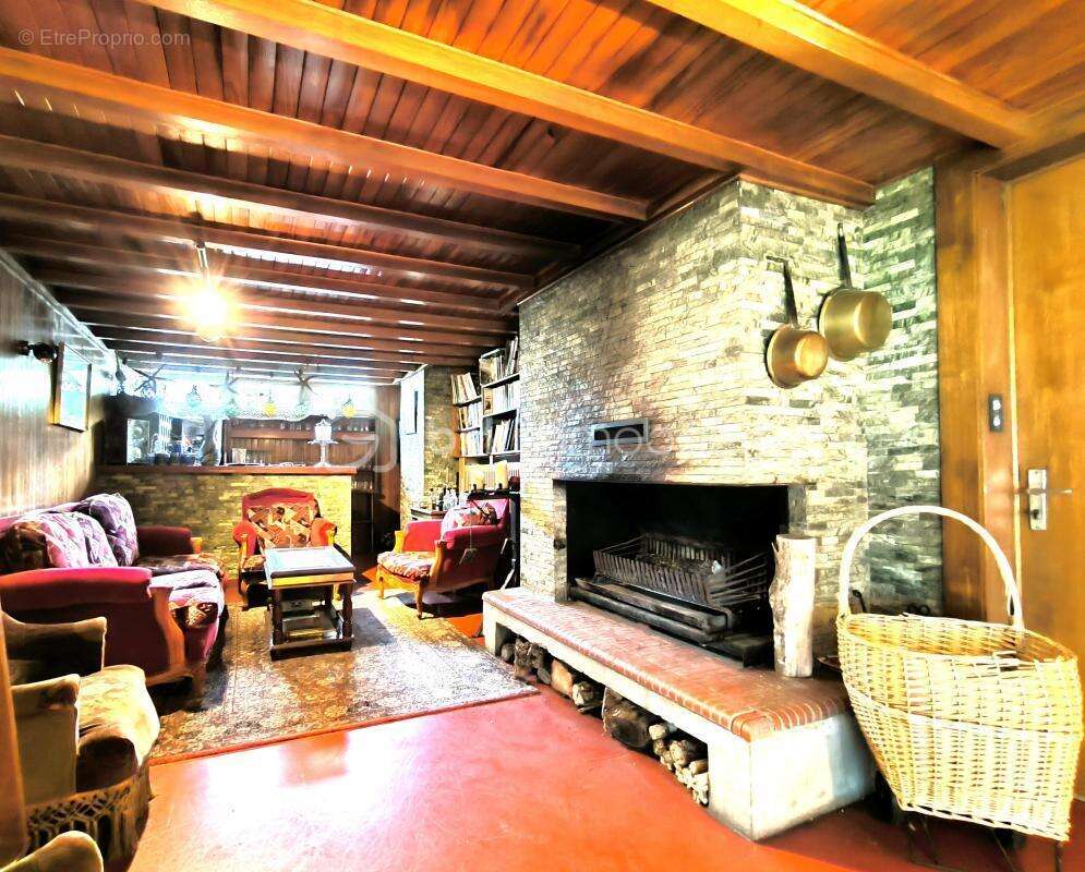 Maison à BONNEVILLE