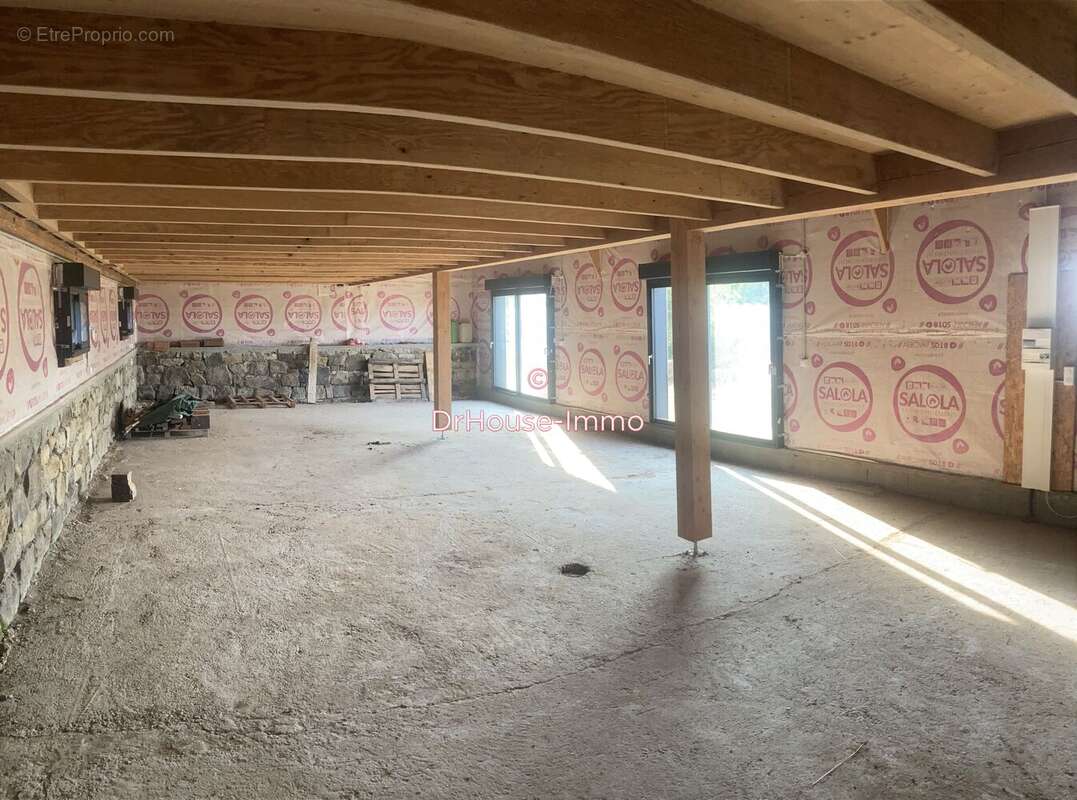 Maison 108 m² à Sanilhac  - photo 9