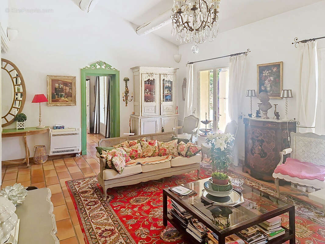 Maison à LES ANGLES