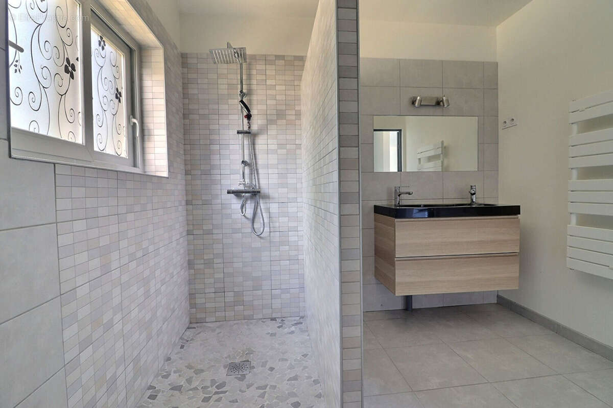 Maison en bois à vendre à Donzacq - Exclusivité Laforêt SAINT SEVER - photo 5