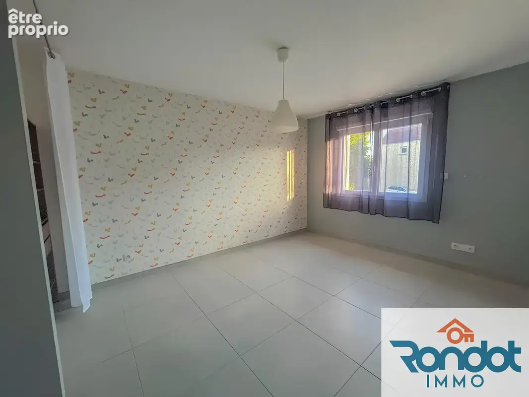 Maison 6 pieces/4 chambres/143m2 sur terrain 426m2 - photo 10