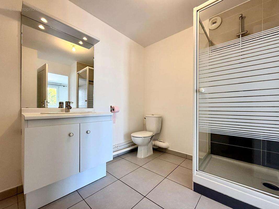 Appartement à AUBERVILLIERS