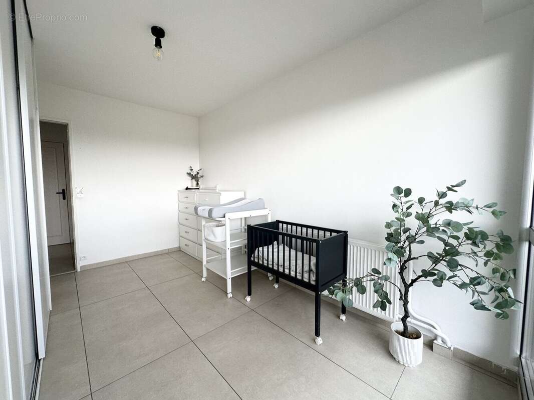 Appartement à LE PEAGE-DE-ROUSSILLON