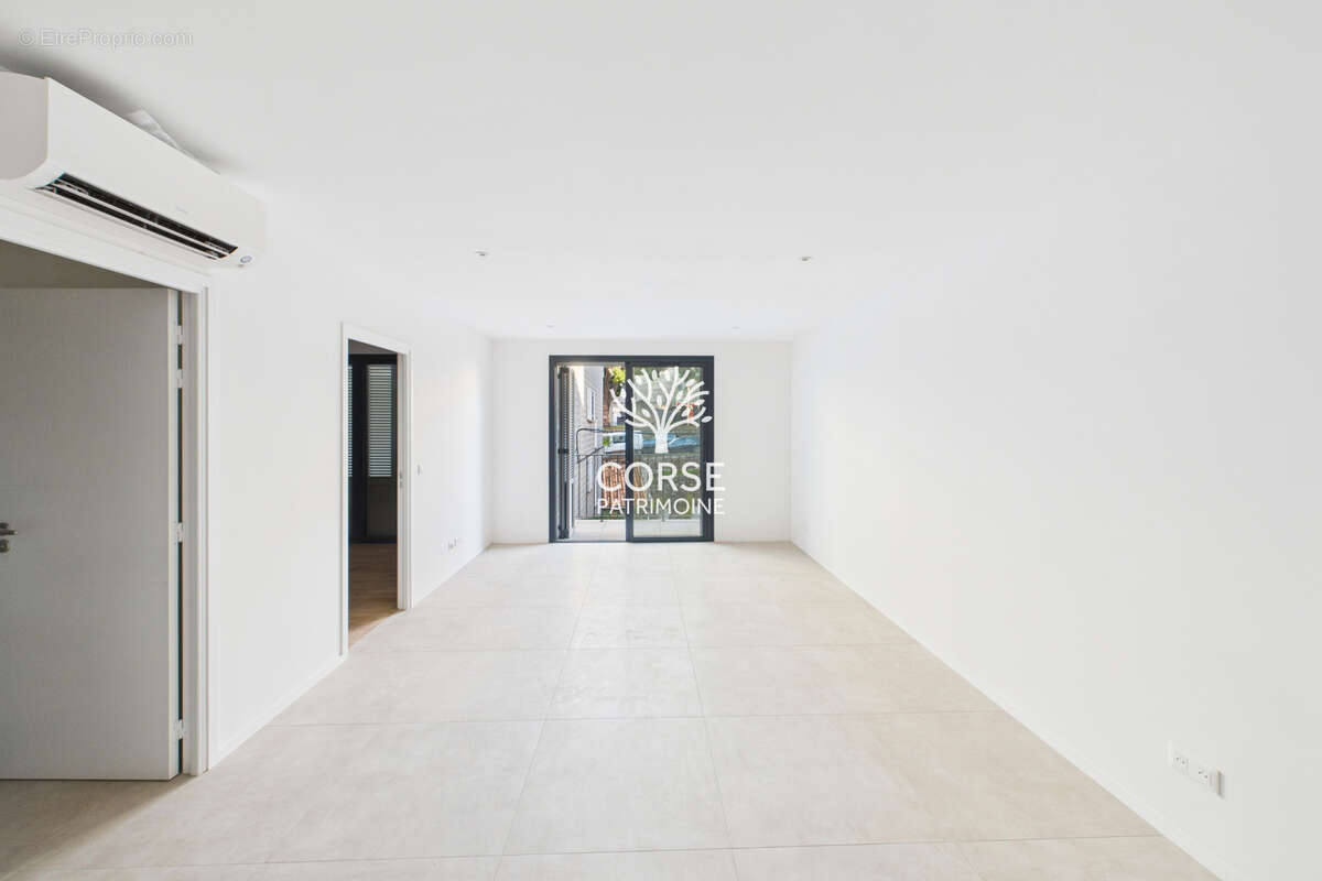 Appartement à PORTO-VECCHIO