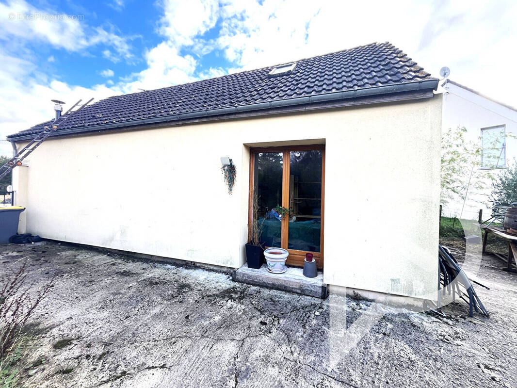 Maison à SAINT-LEGER-AUX-BOIS