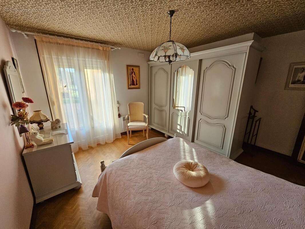 Photo 6 - Maison à CREUZIER-LE-VIEUX