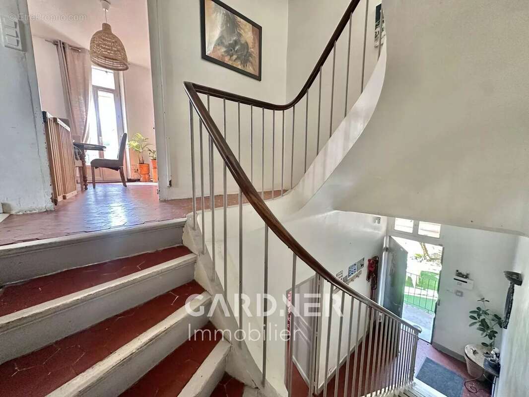 Appartement à MARSEILLE-10E
