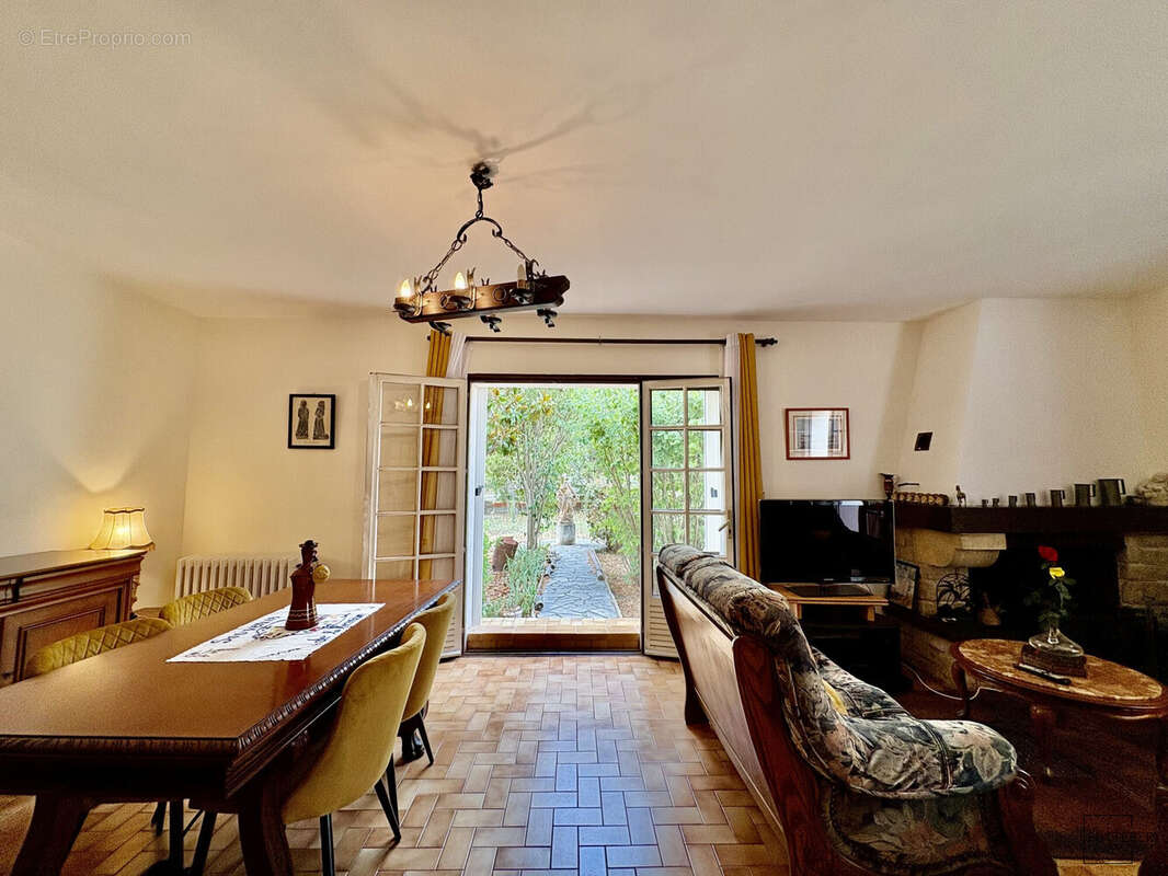 Maison 131 m² à Narbonne  - photo 4