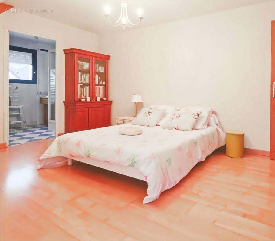 Maison à SAINT-LYPHARD