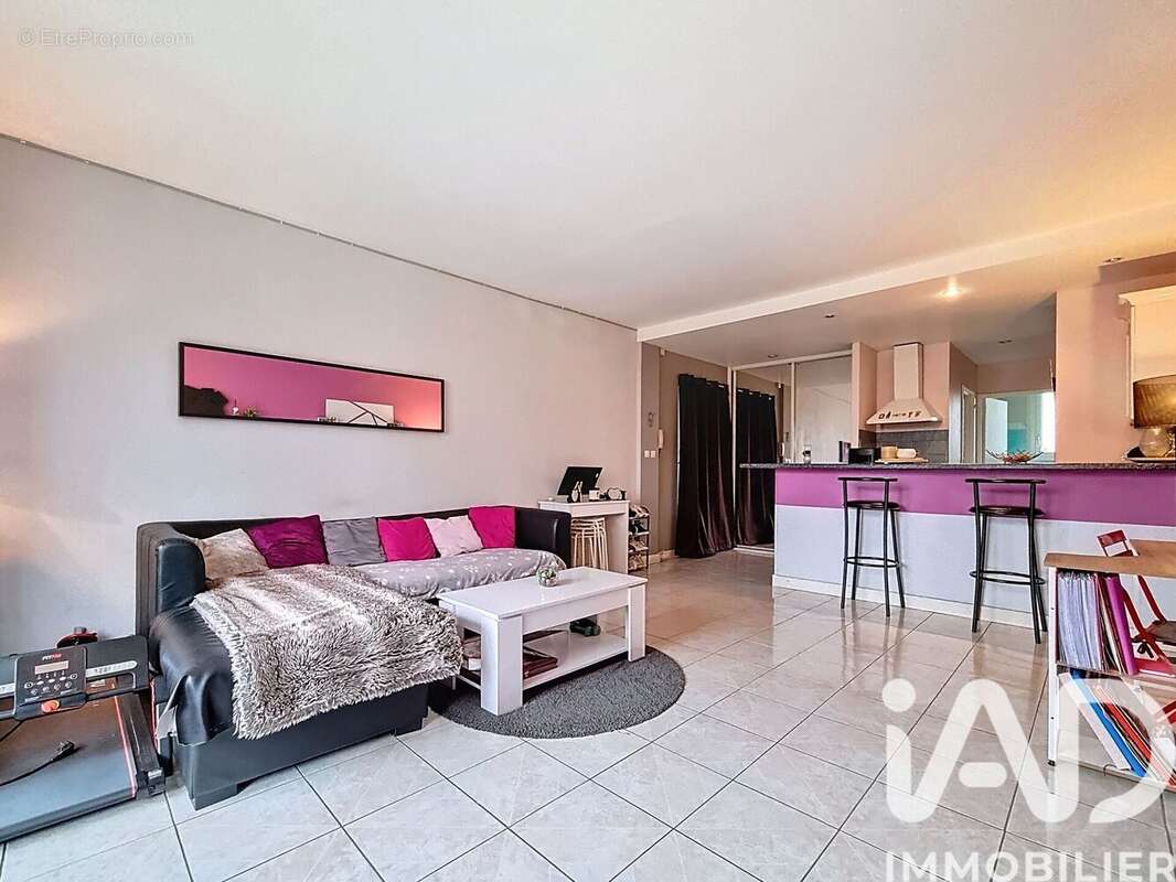 Photo 3 - Appartement à LE PLESSIS-TREVISE