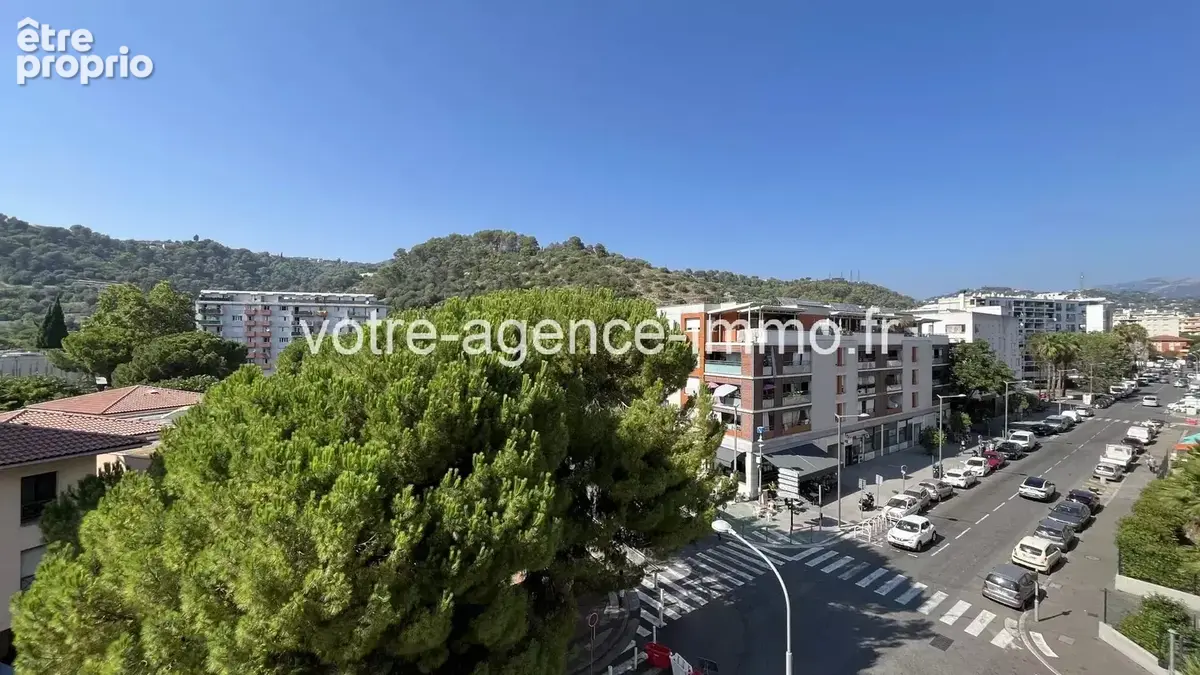Nice Ariane 2 Pièces - Balcon - Parking - photo 8