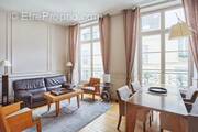 Appartement à PARIS-6E