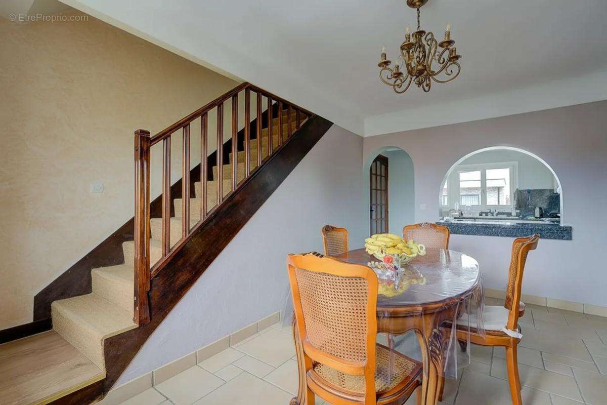 Appartement à BOIS-D'ARCY