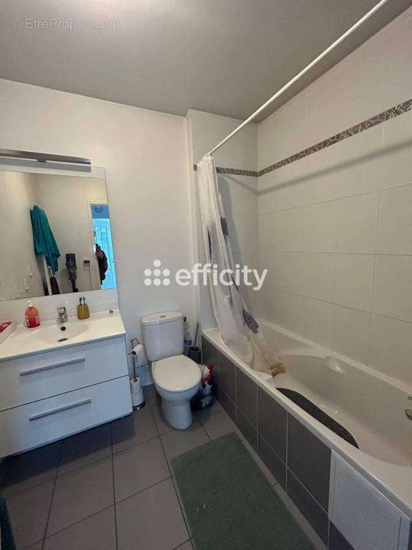 Appartement à ROSNY-SOUS-BOIS