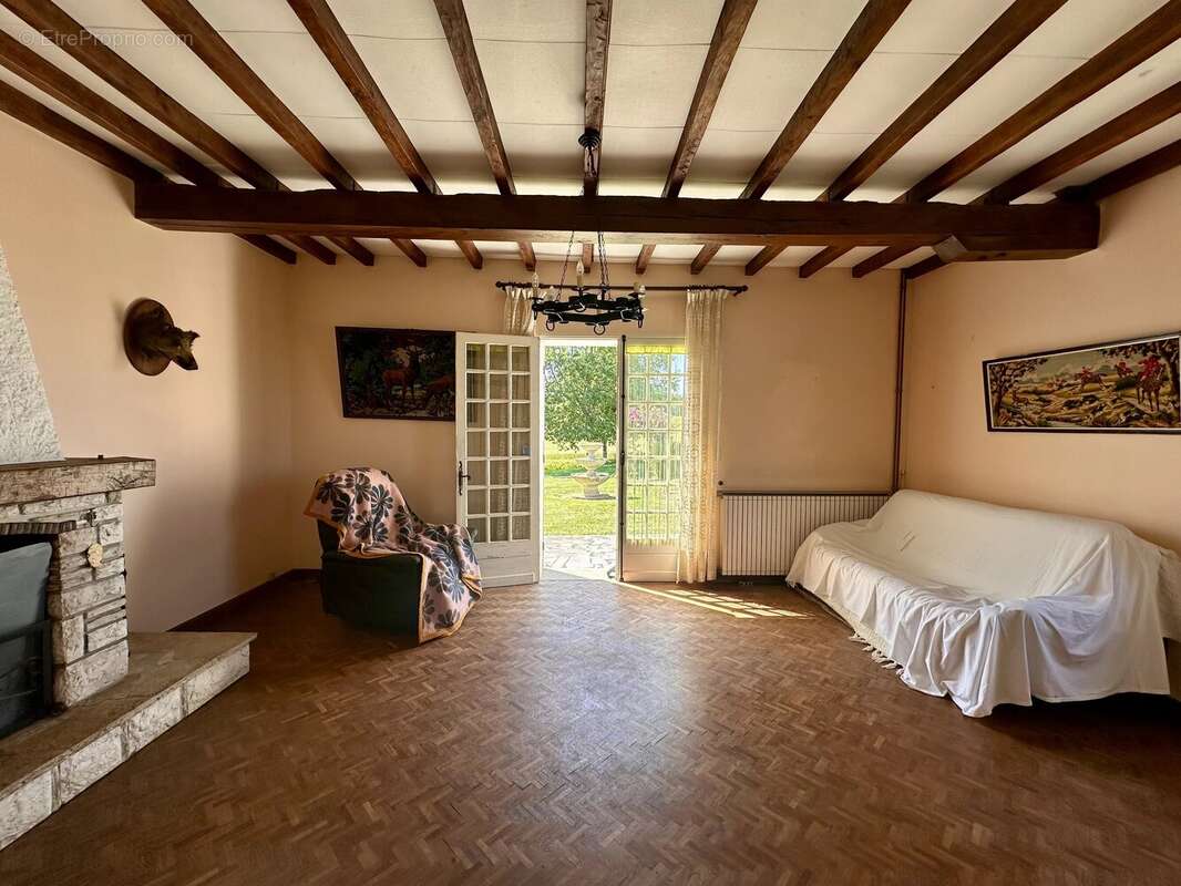 Propriété en pierre avec double garage et grange près d'Eymet - photo 3
