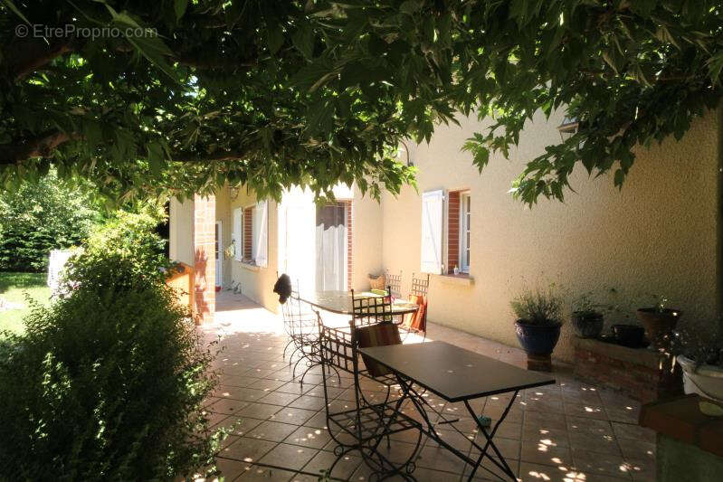 Maison à LES PUJOLS