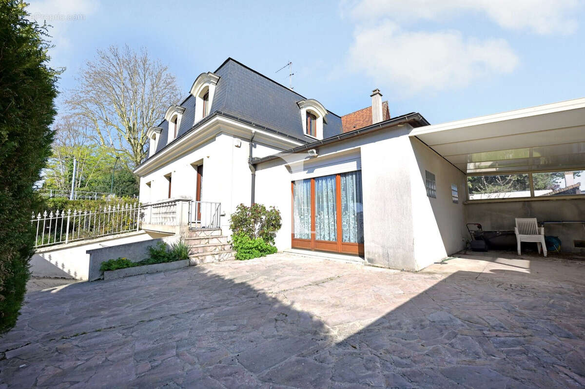 Maison à LE RAINCY