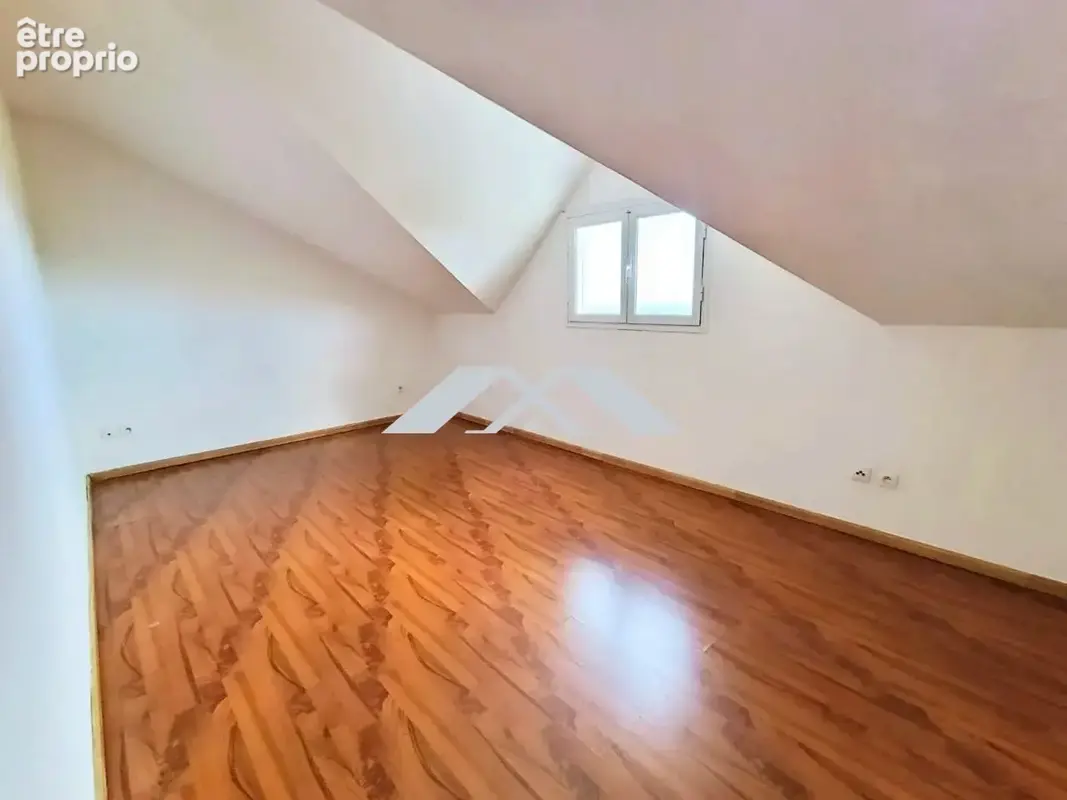 Maison 4 pièces 85 m² à vendre à Saint-Louis (97421) - photo 4